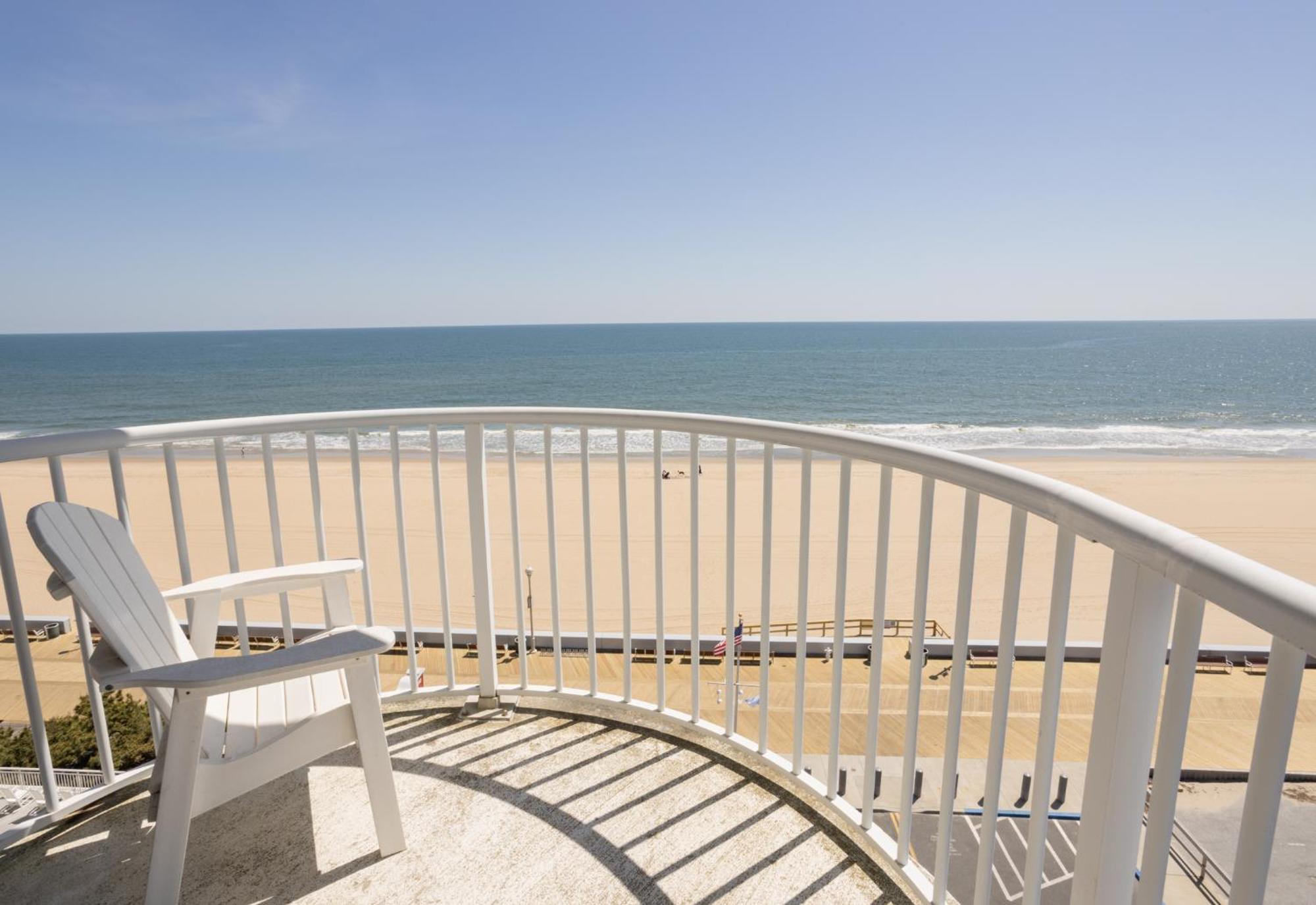 Commander Hotel & Suites Ocean City Exterior photo